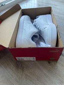 Cisto nove tenisky znacky Puma - 3