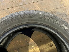 255/50R19 107V Good Year Ultra Grip - 3