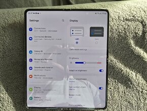 Samsung Galaxy Z Fold 4 512GB - 3