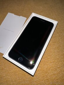 iPhone 7 Plus, Black, 32GB - 3