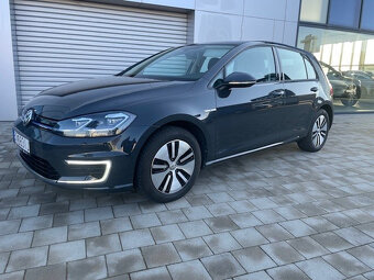 VOLKSWAGEN eGOLF Comfortline - 3