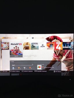 Predám PS4 s monitorom - 3