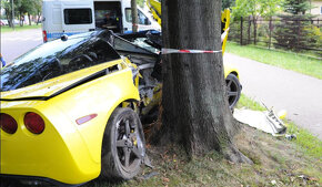 Chevrolet CORVETTE C6 6.0 LS2 – 400HP – HAVAROVANÁ – DÍLY - 3