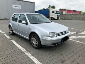 Golf IV - 3