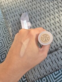 Fenty Beauty Eaze Drop make up v tycinke odtieň 4 - 3