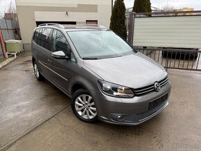 Volkswagen Touran 2.0 TDI Highline - 3