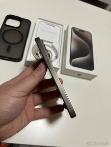 Predam vymenim Iphone 15 Pro 128GB Titanium v záruke - 3