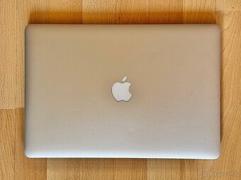 MacBook Pro 15", i7 2,4 GHz/8GB/256GB, NOVÁ BATÉRIA - 3