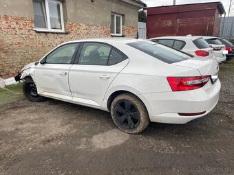 Škoda Superb 2.0TDi 110kw, r.8/2015, climatronic - 3