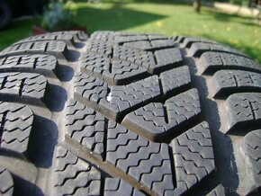 275/40 r20 zimne pneumatiky - 3