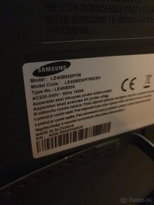 Full HD televizor Samsung 40" nevhodny darcek - 3