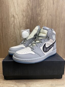 Nike Air Jordan Dior - 3