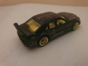 Hot Wheels  Mrcedes C Class - 3