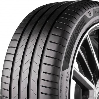 LETNÉ PNEU 215/50 R18 - 3