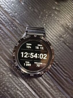 Samsung galaxy watch 5 pro LTE Black top stav - 3