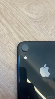 iPhone XR - 3