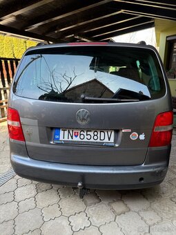 Volkswagen Touran 1.9 TDI R.V.2004 - 3