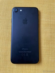 Predám iPhone 7 32GB Black - 3