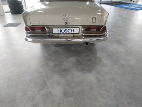 Mercedes  230 heckflosse - 3