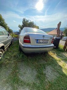 Škoda Octavia 1.6 benzín - 3