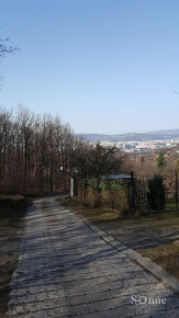 Pozemok s krásnym výhľadom na mesto na rekreačné účely - 3