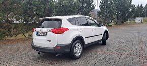 Predám toyotu rav4 2.0 diesel, 4x4 - 3