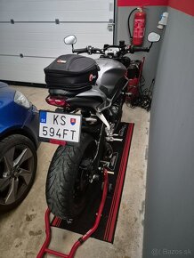 Triumph Street Triple 765 RS - 3