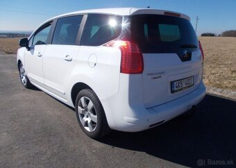 Peugeot 5008 1,6HDI nafta manuál 82 kw - 3