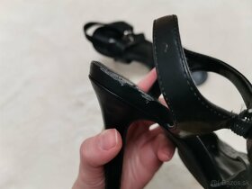 Graceland sandálky č. 36 s poškodením cena 7,50e - 3