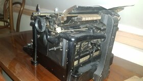Písací stroj zbrojovka Brno - 3