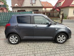 Suzuki Swift 1.34x4 GLX 67kW 2006 139577km 1.majitel. - 3