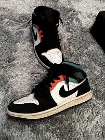 Jordan 1 mid - 3