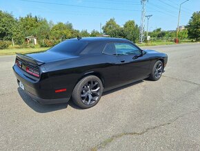 Dodge Challenger sxt plus 2017 3.6 - 3