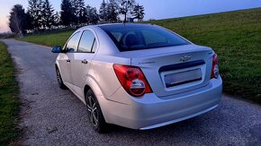 Predam  chevrolet aveo - 3