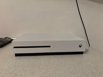 Xbox one s 1TB - 3