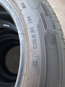 Barom Bravuris 5HM 235/50R17 Y - 3