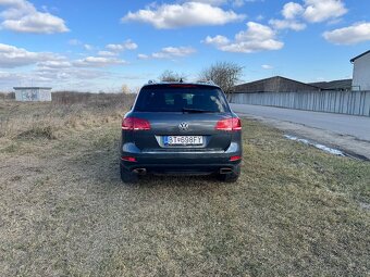 Predám Volkswagen II 3.0 V6 TDI 240k Blue Motion Technology - 3