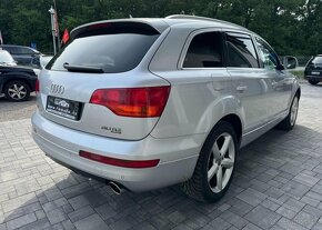 Audi Q7 3.0 TDi Quattro nafta automat 171 kw - 3