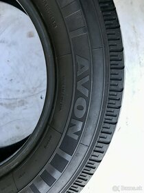 215/65 r15C letné Avon 104/102T - 3