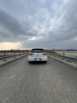 Volkswagen GOLF GTD - 3