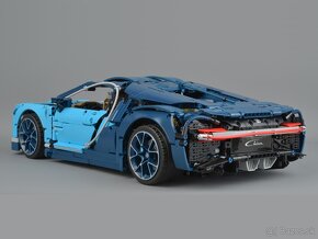 LEGO Technic Bugatti Chiron 42083 - 3