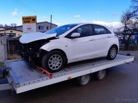 Hyundai i30 1.6 2012 Rozpredám - 3