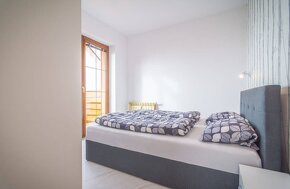 Predam 2 izbovy apartman - 3