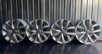 #87 Elektróny originál VW 5x112 r17 - 3