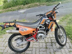 Predám enduro yamasaki 125 - 3