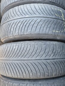 245/45R19 - 3