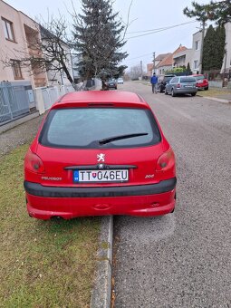 Predám Peugeot 206, 1,4  55 kw, benzín, r.v. 2006 - 3