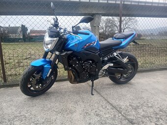 Yamaha FZ1 - 3