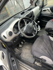 rozpredam citroen berlingo 1,6 diesel 73kw 2017 - 3