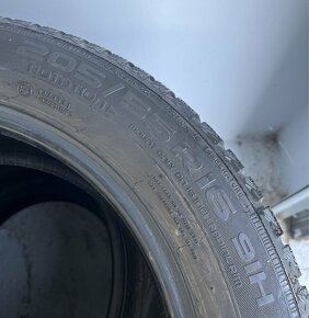 205/55 R16 Zimne Nokian Top stav - 3